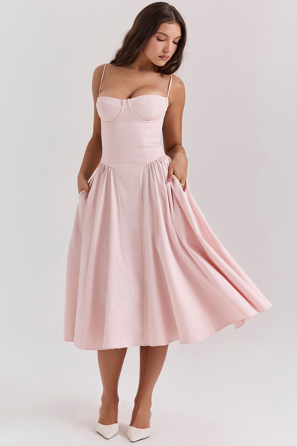 Solène – Robe midi en sergé à corset