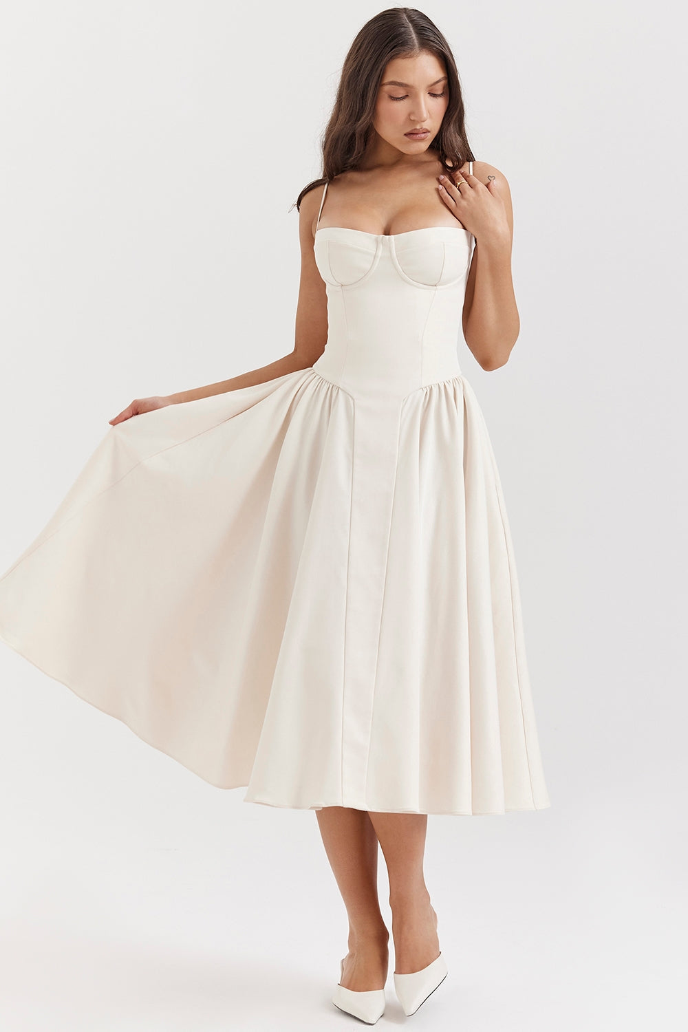 Solène – Robe midi en sergé à corset