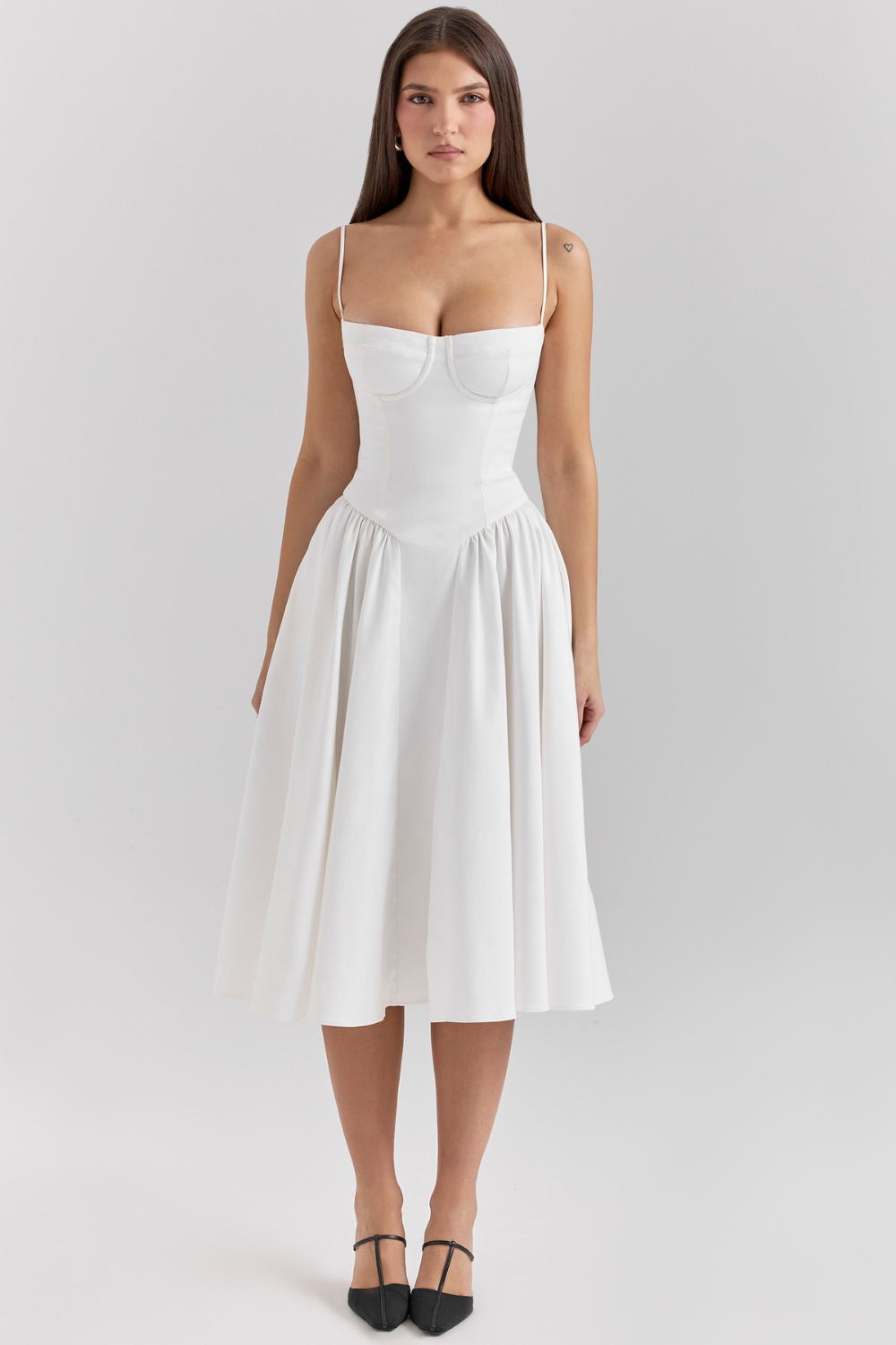 Solène – Robe midi en sergé à corset