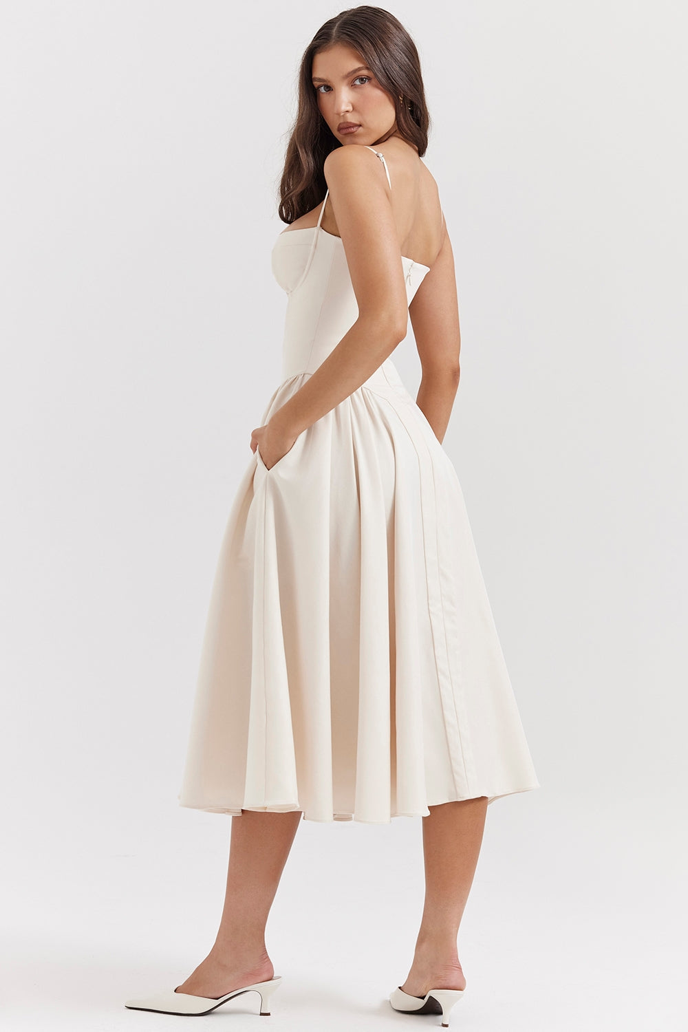Solène – Robe midi en sergé à corset